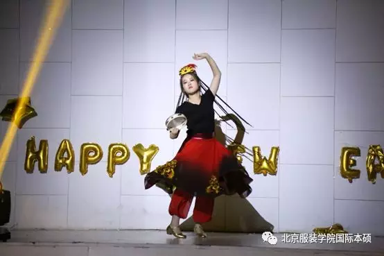 1515140379268368.png 《中国舞》 张景瑜13.png